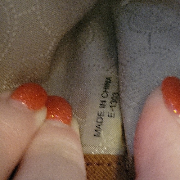 MICHAEL KORS 1990s Camel Brown Large Jet Set Travel Leather Wallet E-1303 - Picture 9 of 9